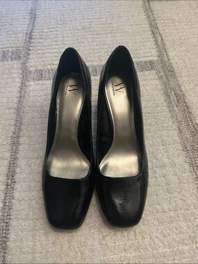 Women’s Black Patent Square-Toe Heels by